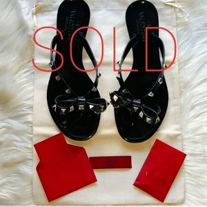 Authentic Valentino Garavani Rock Stud Jelly Thong